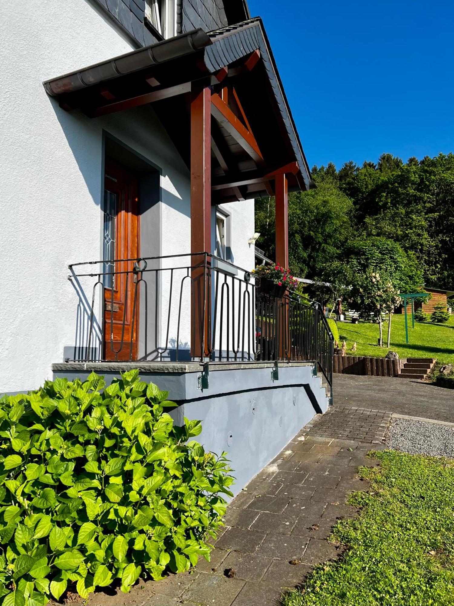 Deine-Eifel-Ferienwohnung Feusdorf Zewnętrze zdjęcie